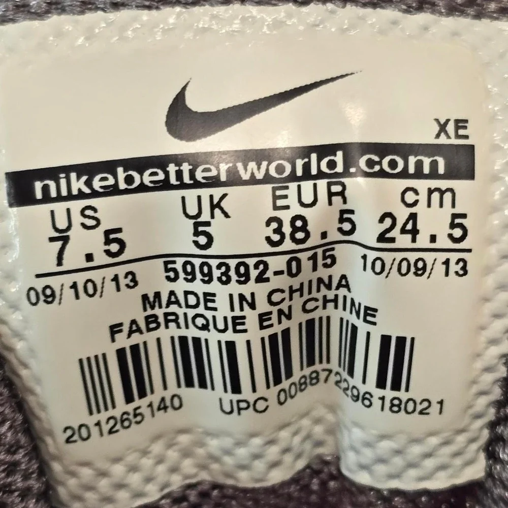 Nike Pegasus 30 trainers pink/ grey Womens shoes size 7.5